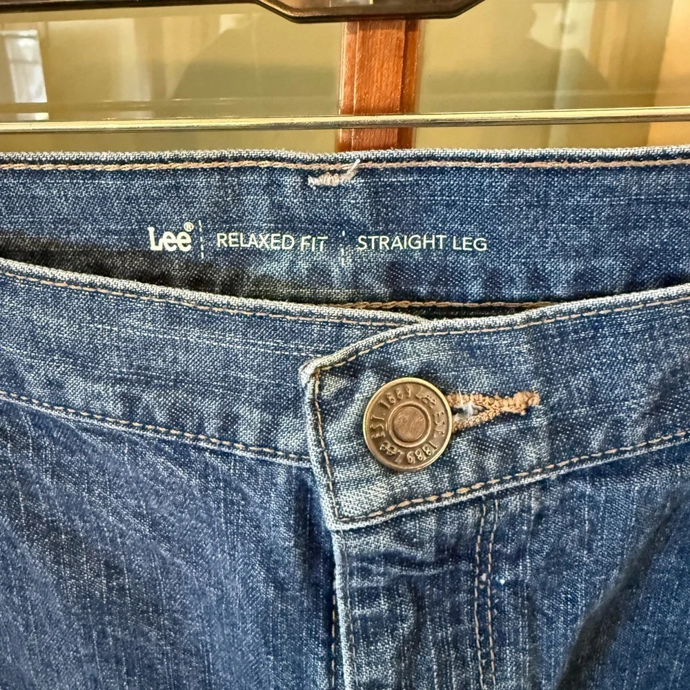 Lee Women’s Relaxed Fit Straight Leg Jeans 100% Cotton - Size 16